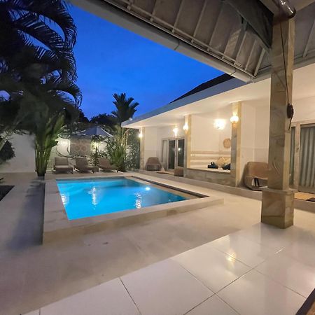 Pennylane Villa Семиняк Екстериор снимка