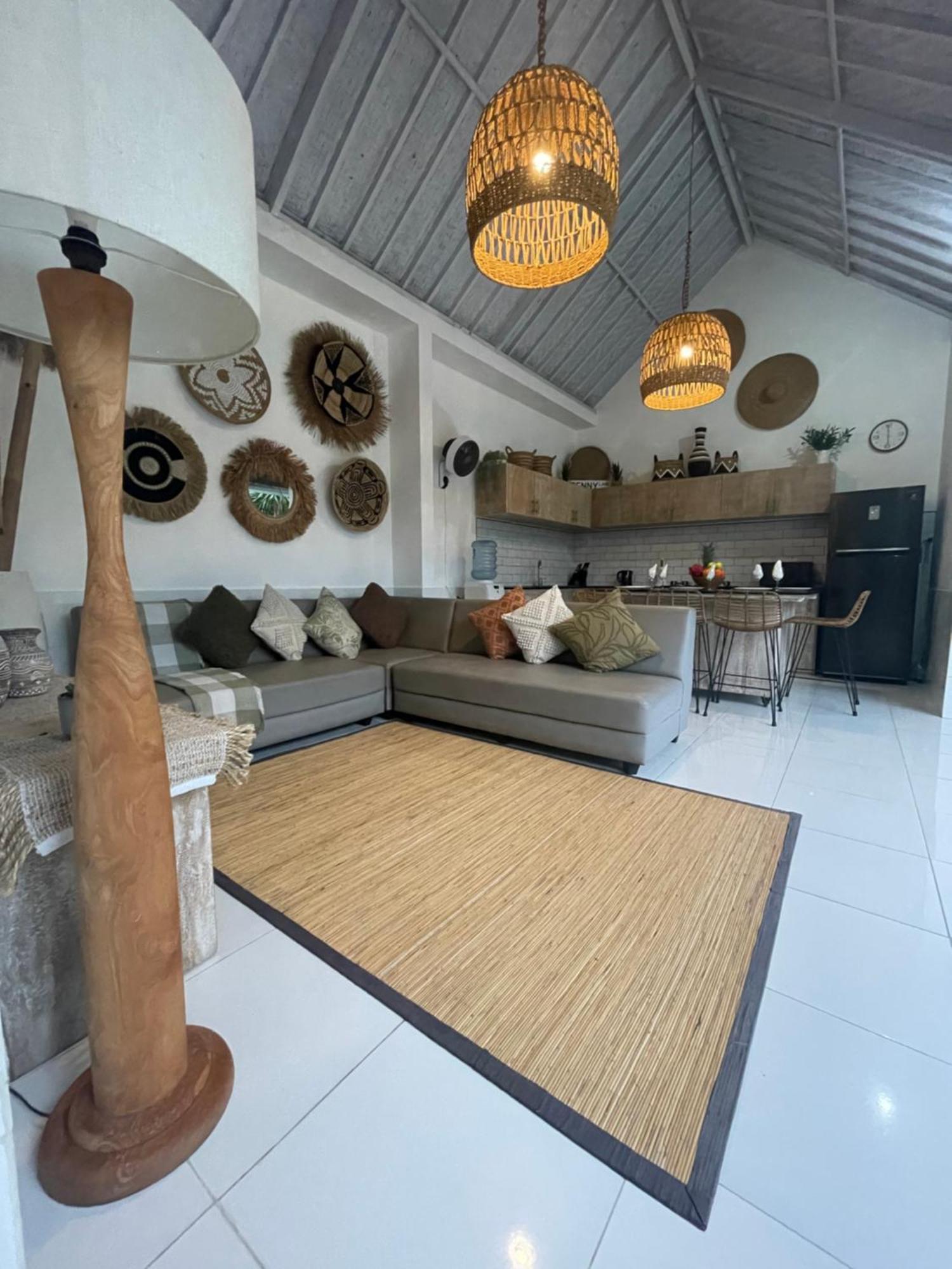 Pennylane Villa Семиняк Екстериор снимка