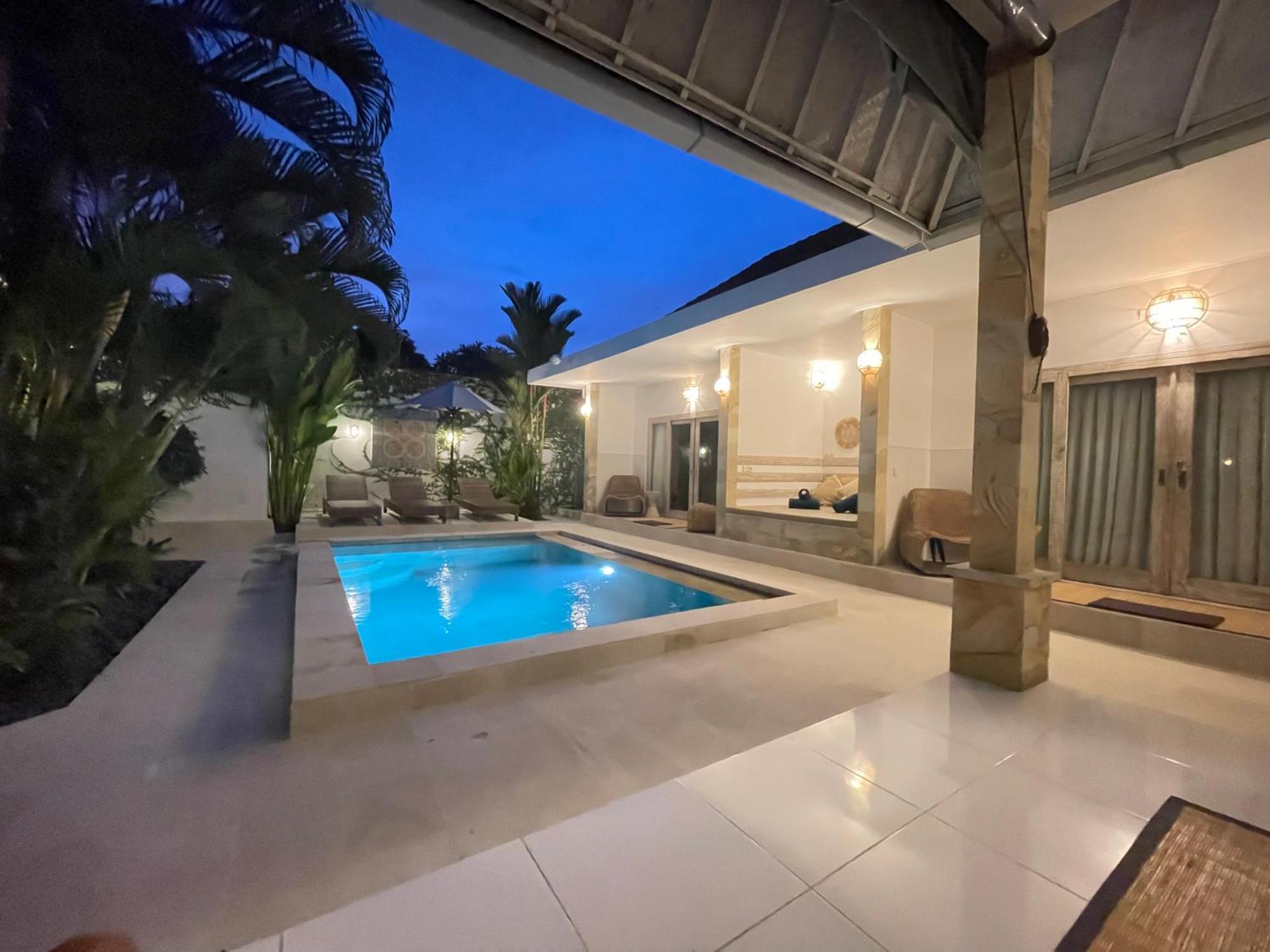 Pennylane Villa Семиняк Екстериор снимка